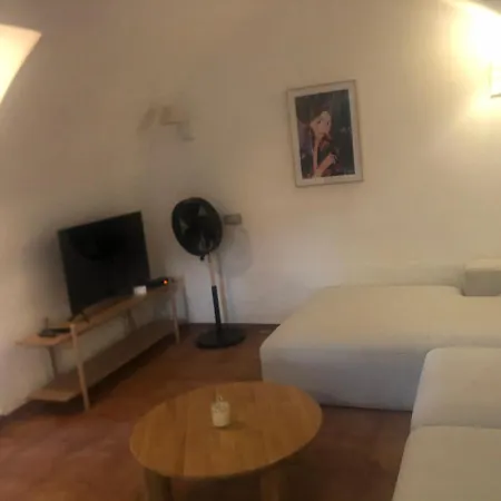 D'hotes Domainedilalivi Bed & Breakfast *